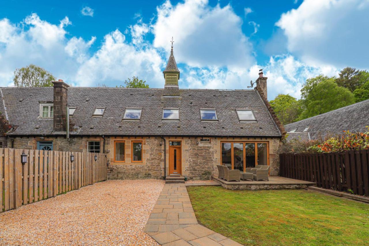 Fantastic Cottage In Loch Lomond National Park Alexandria Dış mekan fotoğraf